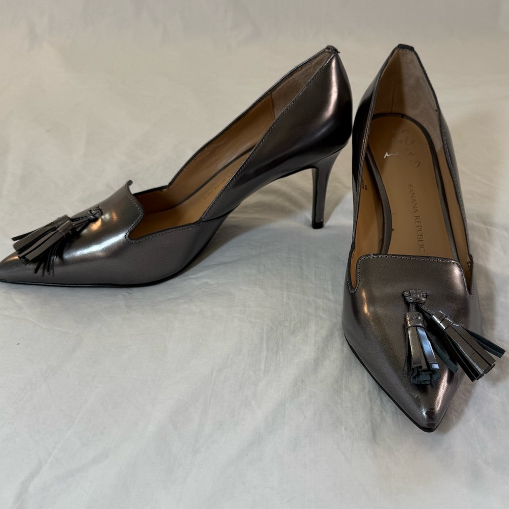 Banana Republic Silver Tassel Heels Size 8